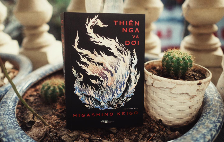 Thiên Nga Và Dơi - Higashino Keigo